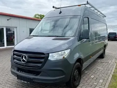 Gebraucht Mercedes Sprinter 190 PS (139 kW) 2019 Grau Van
