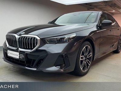 Gebraucht BMW 520 Comfort Edition 190 PS (139 kW) 2024 Sophistograu brillanteffekt Limousine