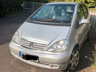 Mercedes A210