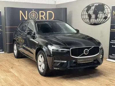 Gebraucht Volvo XC60 Core 197 PS (144 kW) 2023 Black stone SUV