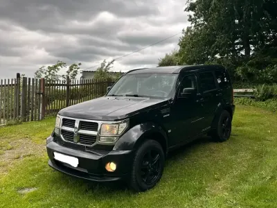 Gebraucht Dodge Nitro 177 PS (130 kW) 2007 Schwarz SUV