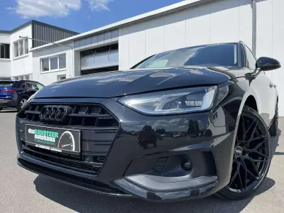 Gebraucht Audi A4 S-Line 150 PS (110 kW) 2022 Mythosschwarz Kombi