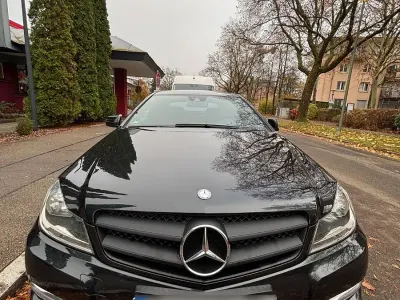 Używany Mercedes C220