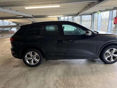 Schwarz Gebraucht 2025 Audi Q6 e-tron Comfort SUV | 68.000 € (Teuer)