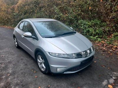 gebraucht Honda Civic 1,8 sport Silber 5 türig top Zustand