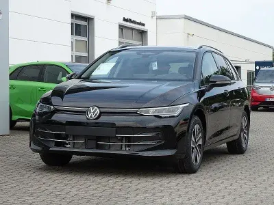 Używany VW Golf VIII 150 KM (110 kW) 2025 Czarny Kombi