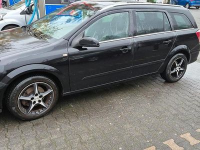 Gebraucht Opel Astra 105 PS (77 kW) 2005 Schwarz Kombi