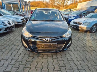 Schwarz Gebraucht 2012 Hyundai i20 Edition Limousine | 4.999 € (Fairer Preis)