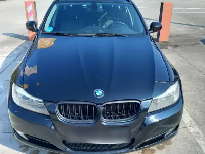 Gebraucht BMW 320 2010 Schwarz Kombi