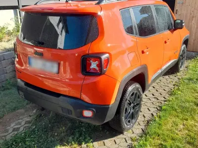 Gebraucht Jeep Renegade 140 PS (102 kW) 2018 Orange SUV