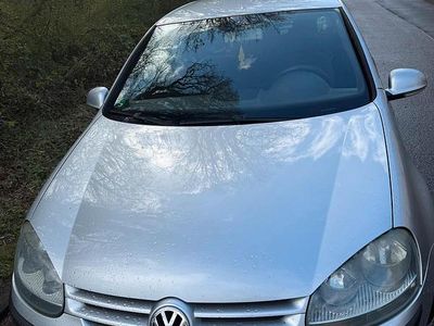 Gebraucht VW Golf V 150 PS (110 kW) 2005 Silber Kleinwagen