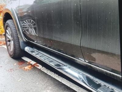 Usata Mitsubishi L200 2016 Andere farben Pick-up