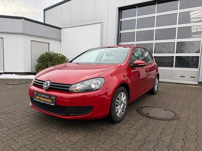 Gebraucht VW Golf VI Trendline 86 PS (63 kW) 2011 Rot Kleinwagen