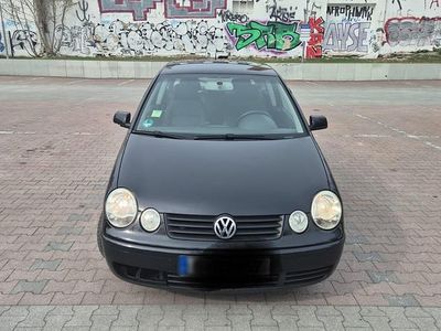 Gebraucht VW Polo 64 PS (47 kW) 2005 Schwarz Kleinwagen