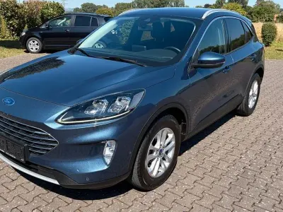 Gebraucht Ford Kuga Titanium 120 PS (88 kW) 2022 Blau SUV