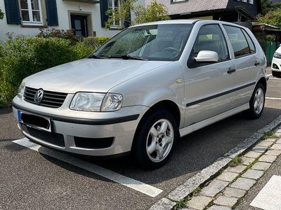 VW Polo
