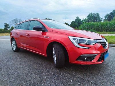 Second-hand Renault Mégane GrandTour Life 116 CP (85 kW) 2018 Roșu Break
