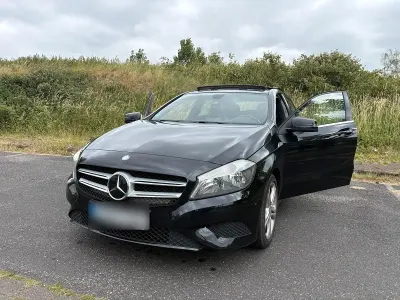 Gebraucht Mercedes A180 Sportline 122 PS (89 kW) 2014 Schwarz Kleinwagen