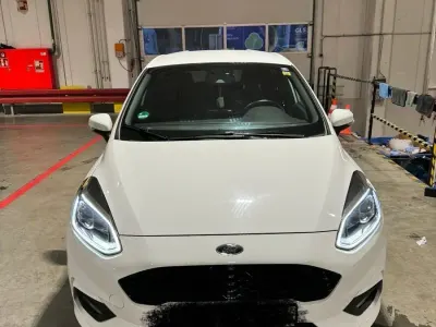 Gebraucht Ford Fiesta ST-Line 85 PS (62 kW) 2019 Weiß Kleinwagen