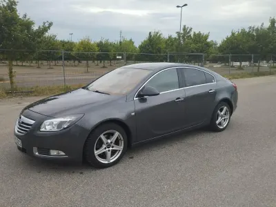 Gebraucht Opel Insignia Cosmo 160 PS (117 kW) 2008 Grau Limousine