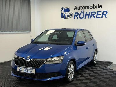 Blau raceblau metallic (metallic) Gebraucht 2021 Skoda Fabia Ambition Kleinwagen | 11.400 € (Guter Preis)