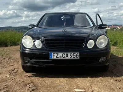 Gebraucht Mercedes E320 224 PS (164 kW) 2004 Schwarz Limousine
