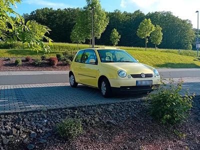 Gebraucht VW Polo 50 PS (36 kW) 2000 Gelb Kleinwagen