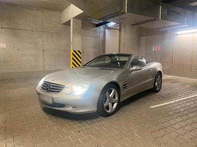 Usata Mercedes SL500 306 CV (225 kW) 2002 Argento Cabrio