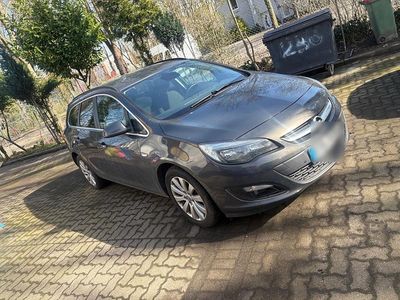 Gebraucht Opel Astra 110 PS (80 kW) 2015 Grau Kombi