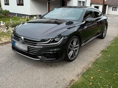 Gebraucht VW Arteon R-line 190 PS (139 kW) 2019 Grau Kleinwagen