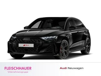 Schwarz Neu 2025 Audi RS3 Sport Limousine | 72.990 €
