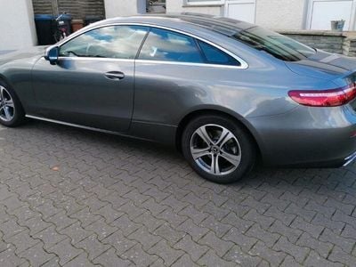 Mercedes E220