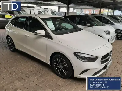 Usata Mercedes B180 Advanced 136 CV (100 kW) 2024 Bianco Monovolume