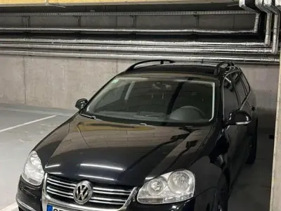 Gebraucht VW Golf VI 105 PS (77 kW) 2009 Schwarz Kleinwagen