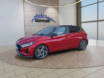 Neu Hyundai i20 90 PS (66 kW) 2026 Dragon rot / schwarz Kleinwagen
