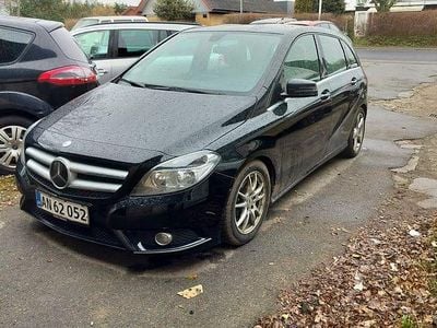 Gebraucht Mercedes B200 136 PS (100 kW) 2014 Van / Kleinbus