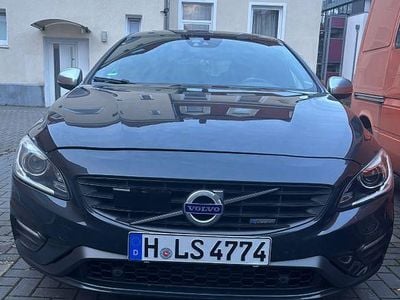 Gebraucht Volvo V60 R-Design 224 PS (164 kW) 2013 Grau Kombi