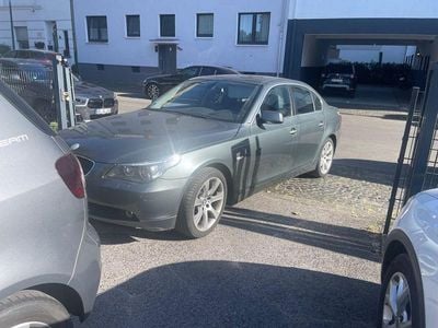 BMW 525