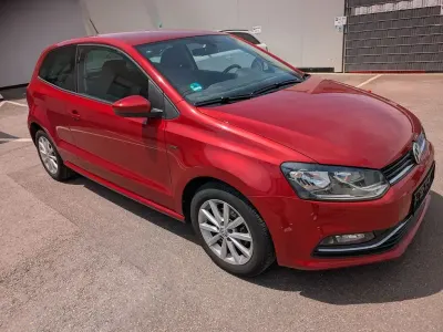 Gebraucht VW Polo LOUNGE 90 PS (66 kW) 2015 Rot Kleinwagen