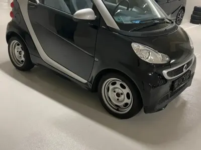 Gebraucht Smart ForTwo Cabrio Passion 71 PS (52 kW) 2012 Schwarz Cabrio
