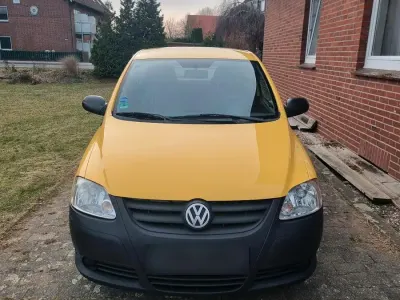 Używany VW Fox 54 KM (39 kW) 2009 Żółty Hatchback