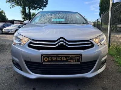Gebraucht Citroën C4 Tendance 111 PS (81 kW) 2011 Gris aluminium Limousine