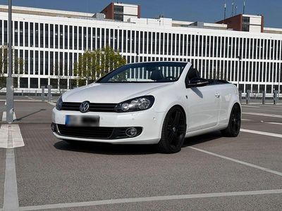 Gebraucht VW Golf Cabriolet Karmann 140 PS (102 kW) 2015 Weiß Cabrio