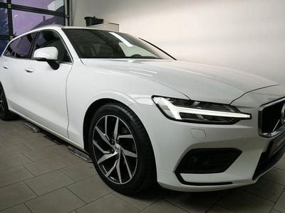 Gebraucht Volvo V60 Momentum 190 PS (139 kW) 2018 Weiß Kombi