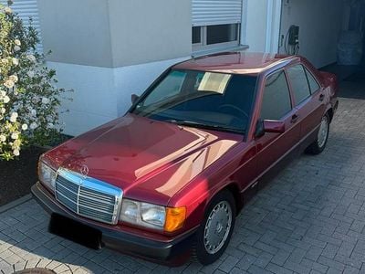 Usata Mercedes 190 Sportline 109 CV (80 kW) 1991 Rosso Berlina
