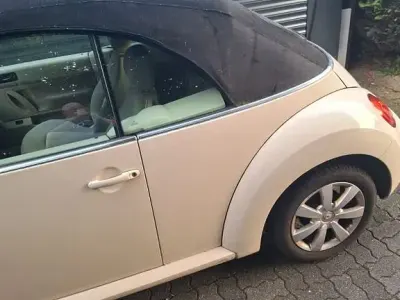 Gebraucht VW Beetle 102 PS (75 kW) 2003 Beige Kleinwagen