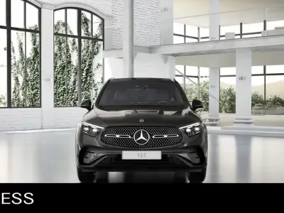 Gebraucht Mercedes GLC300 AMG 269 PS (197 kW) 2025 Grau SUV