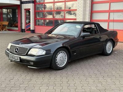 Gebraucht Mercedes SL600 394 PS (289 kW) 1993 199 blauschwarz metallic Cabrio