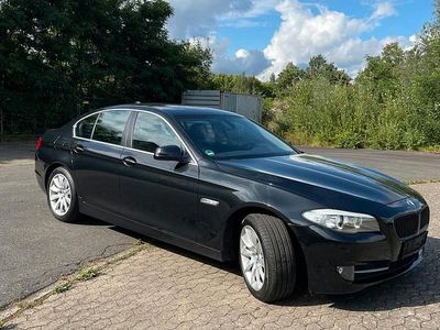 BMW 523