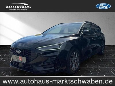 Obsidianschwarz (schwarz) Gebraucht 2023 Ford Focus ST-Line Kombi | 24.400 € (Fairer Preis)